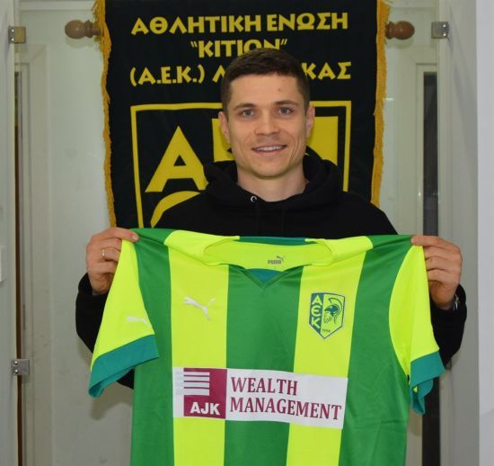 Выехали за границу и не вернулись: Минмолодежьспорта обнародовало список спортсменов-беглецов