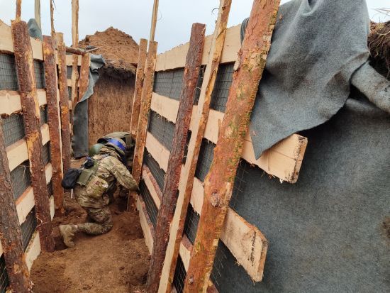 Оборонні укріплення під Авдіївкою: Лиховій каже, що укріплення є, Бутусов стоїть на своєму (фото)