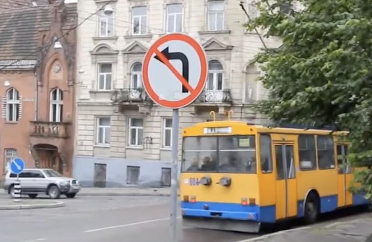 Новий графік руху транспорту у Львівській області: жителям повідомили про додаткові рейси